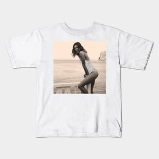 Glam at the beach Kids T-Shirt